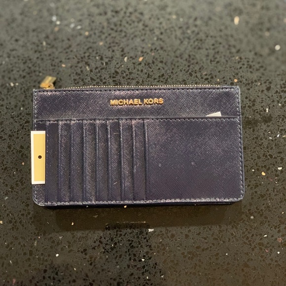 Michael Kors Handbags - Michael Kors wallet/wristlet